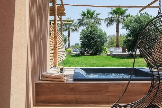 Double Room, Garden Level, Outdoor Jetted Tub