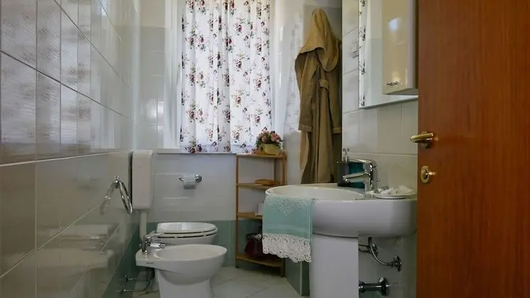 Tek Büyük Yataklı Oda, Avlu Manzaralı