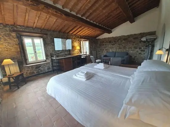 Family Oda, Bahçe Manzaralı