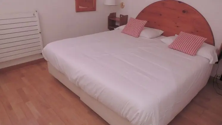 Classic Üç Kişilik Oda