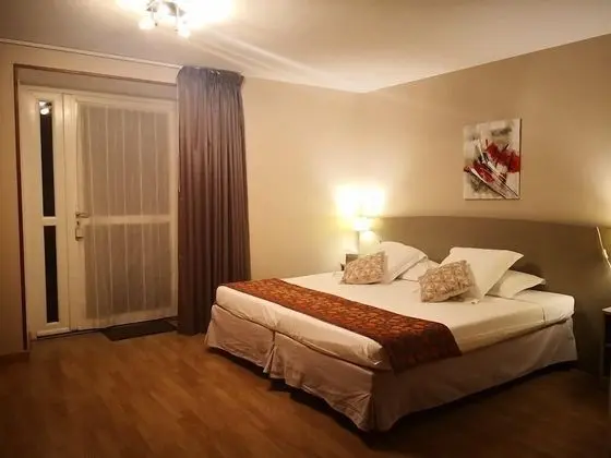 Comfort Tek Büyük Yataklı Oda, Engellilere Uygun, Havuz Kullanımı
