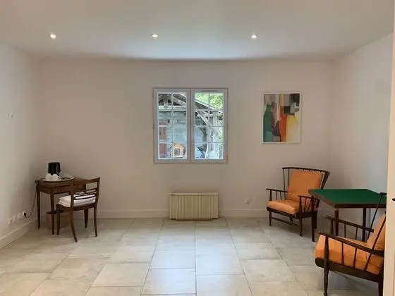 Family Tek Büyük Yataklı Oda