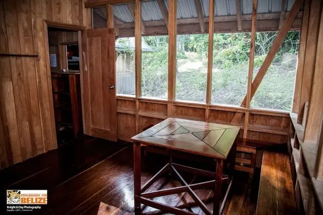 Economy Ortak Ranzalı Oda, Ortak Banyo