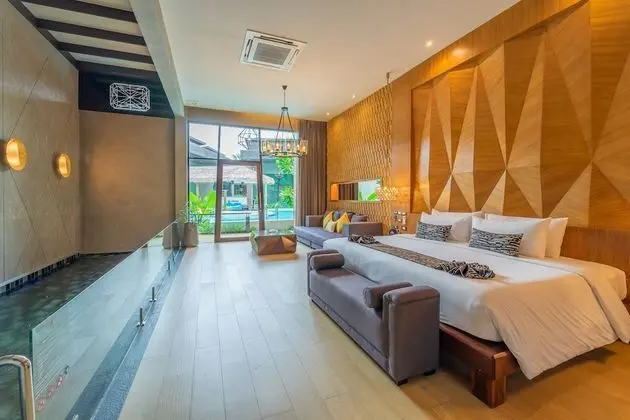 Deluxe Pool Villa with Pool Access