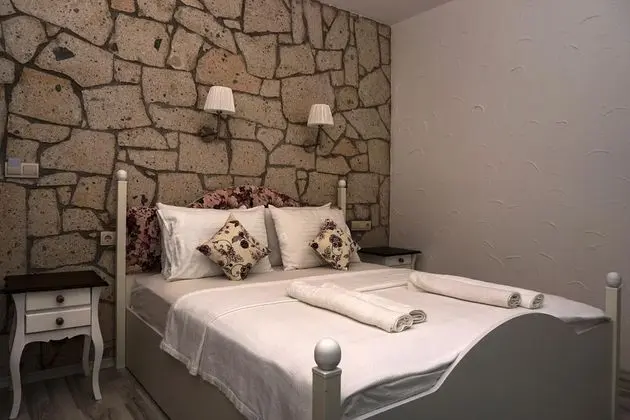 Cumbalı Suite Oda, Havuz Manzaralı