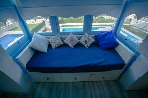 Cumbalı Suite Oda, Havuz Manzaralı