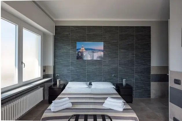 Tek Büyük Yataklı Oda