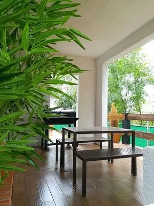 Romantic Kır Evi, 1 Yatak Odası, Sıcak Su Havuzu, Dağ Manzaralı