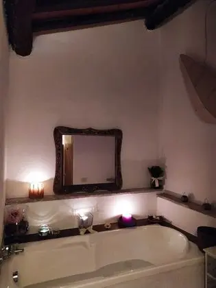 Romantic Tek Büyük Yataklı Oda (Nancy)