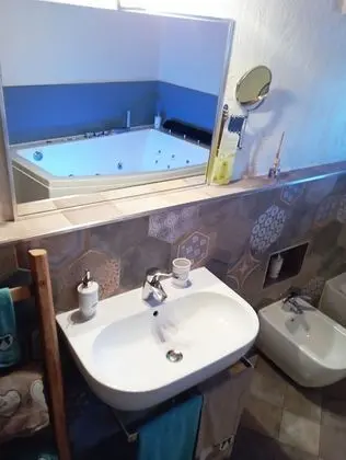 Superior Oda, Jakuzi