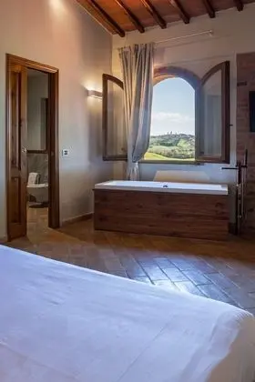 Deluxe Tek Büyük Yataklı Oda, Jakuzi