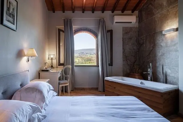 Deluxe Tek Büyük Yataklı Oda, Jakuzi