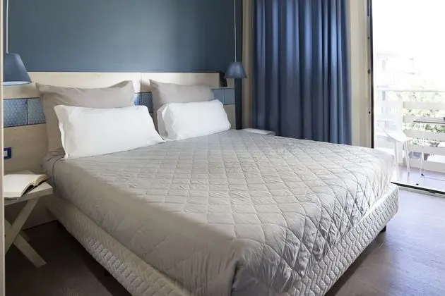 Dört Kişilik Oda, Balkon, Deniz Manzaralı