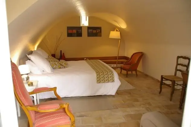 Comfort Üç Kişilik Oda, Banyolu/Duşlu, Bahçe Manzaralı (Ninon)