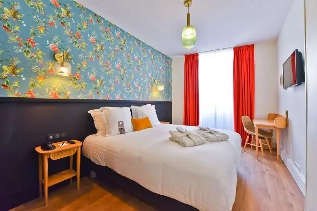 Comfort Tek Büyük Yataklı Oda