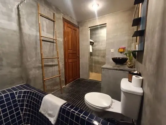 Deluxe Üç Kişilik Oda, Havuz Manzaralı
