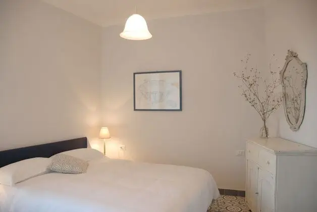 Classic Tek Büyük Yataklı Oda