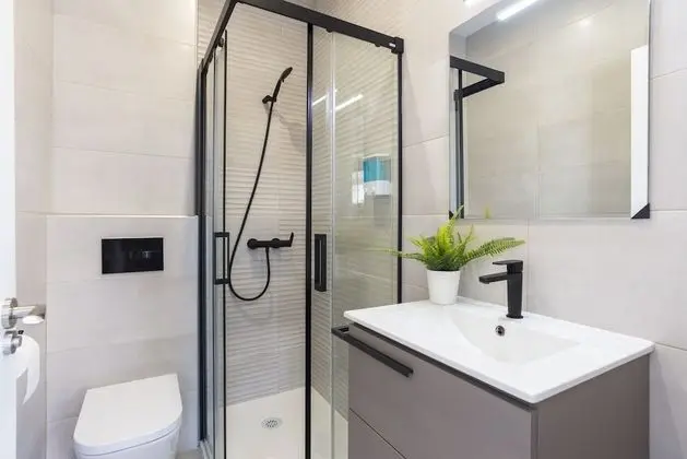 Süit, Engellilere Uygun, Özel Banyo
