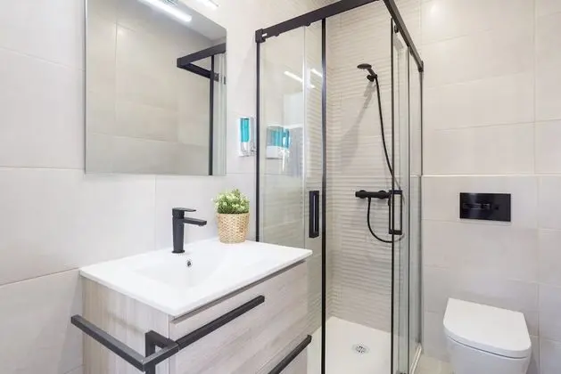 Süit, Engellilere Uygun, Özel Banyo