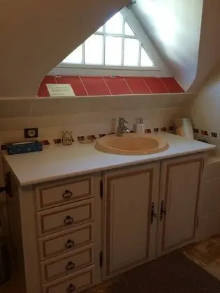 Tek Büyük Yataklı Oda (Pinède)