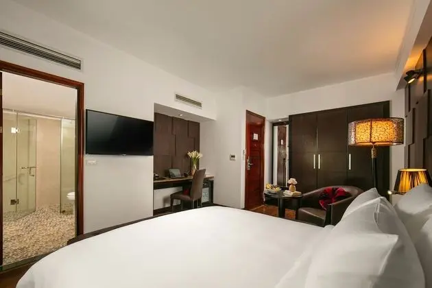 Premium Tek Büyük Yataklı Oda