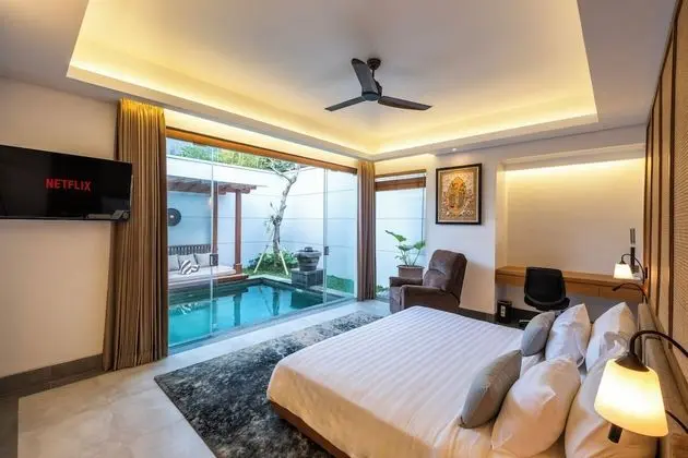Grand Villa, Kişiye Özel Havuzlu, Havuz Manzaralı