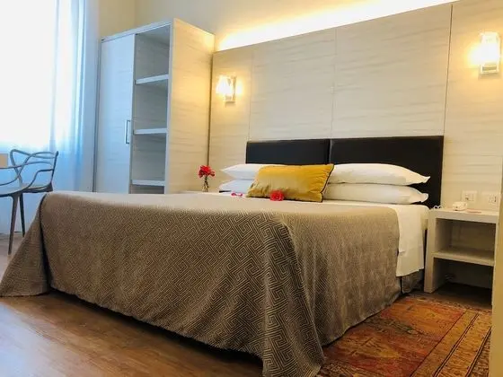 Tek Büyük Yataklı Oda