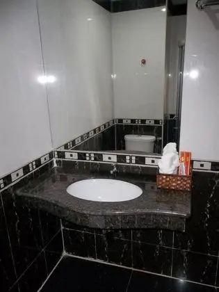 Deluxe Tek Büyük veya İki Ayrı Yataklı Oda