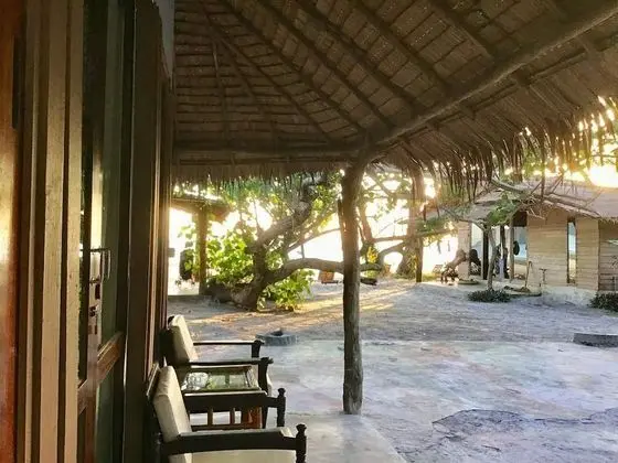 Beachfront Bungalow - Second Row
