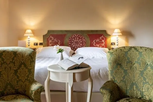 Deluxe Tek Büyük Yataklı Oda, Tepe Manzaralı