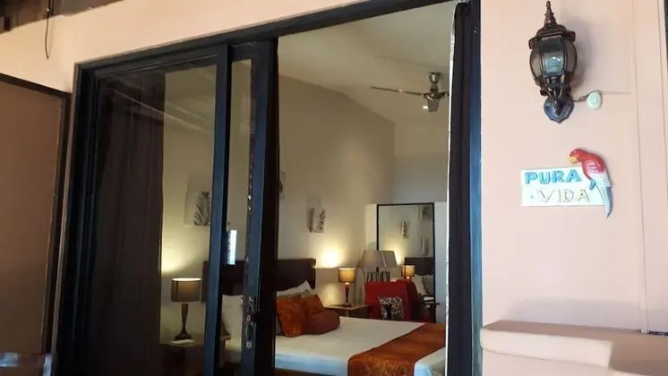 Suite 1