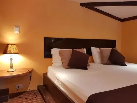 Suite 2