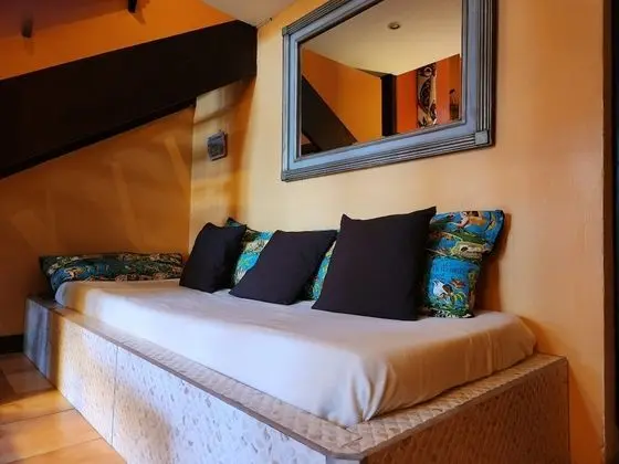 Suite 2