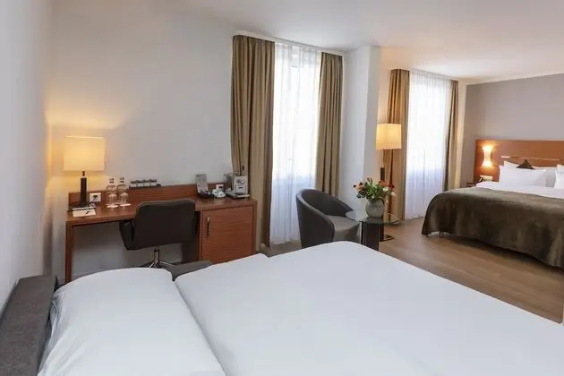 Comfort Tek Büyük Yataklı Oda, Dağ Manzaralı