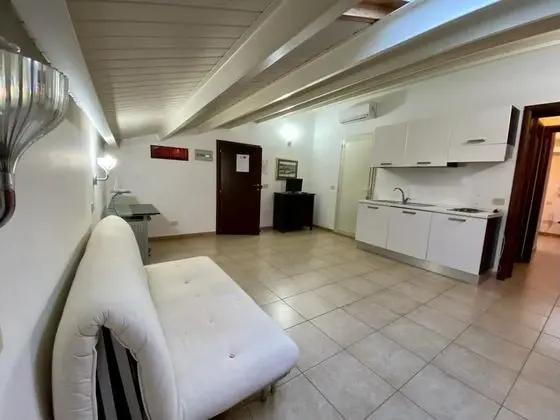Üç Kişilik Oda