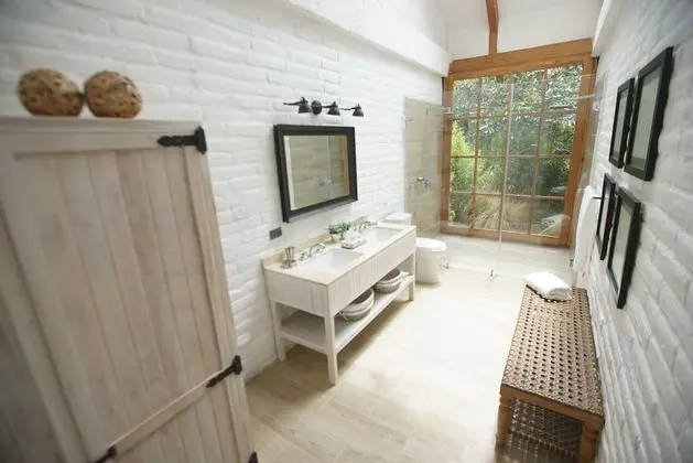 Deluxe Tek Büyük Yataklı Oda, Bahçe Manzaralı, Bahçeli