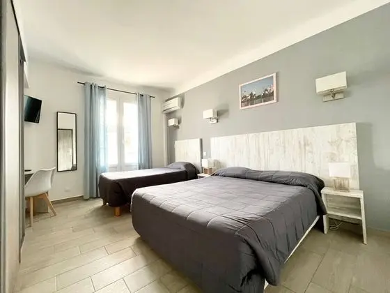 Comfort Üç Kişilik Oda, Balkon