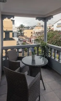 Tek Büyük Yataklı Oda, Balkon