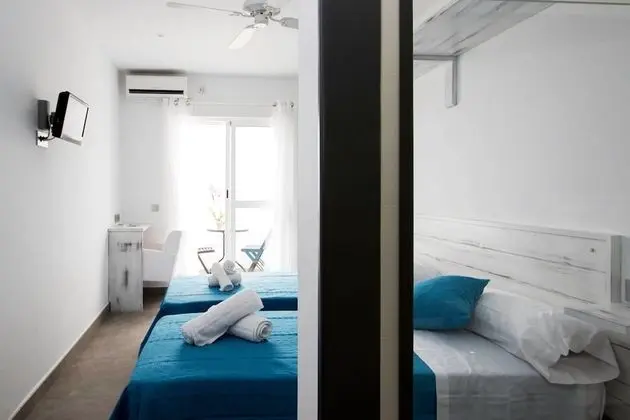Deluxe Tek Büyük Yataklı Oda, Balkon, Deniz Manzaralı