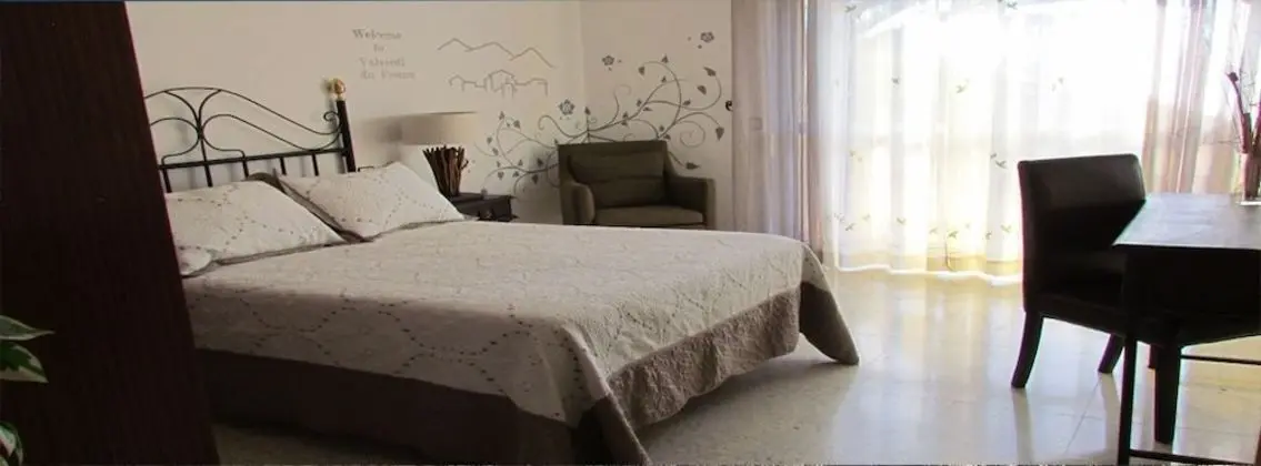 Tek Büyük Yataklı Oda, 1 Çift Kişilik Yatak