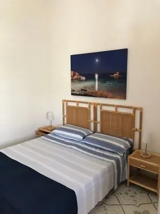 Classic Tek Büyük Yataklı Oda (Gialla)