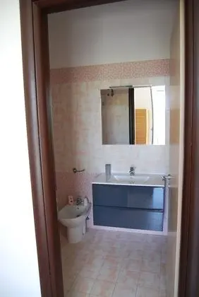 Üç Kişilik Oda, Balkon (Blu)