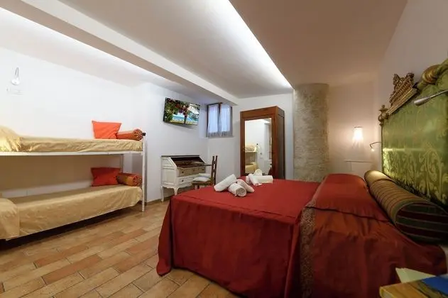 Standard Dört Kişilik Oda, Sigara İçilmez