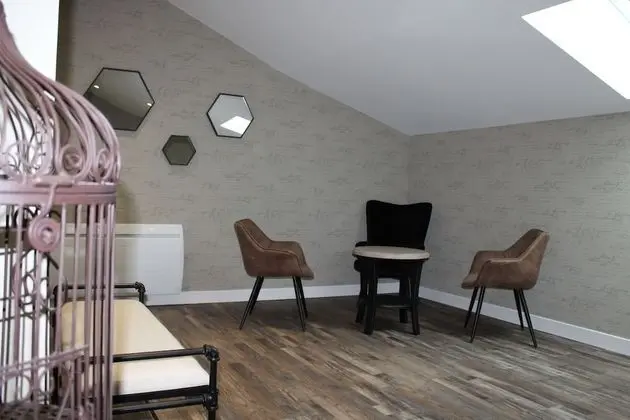 Standard Oda, 1 Büyük (Queen) Boy Yatak, Sigara İçilmez (Chambre Atelier)