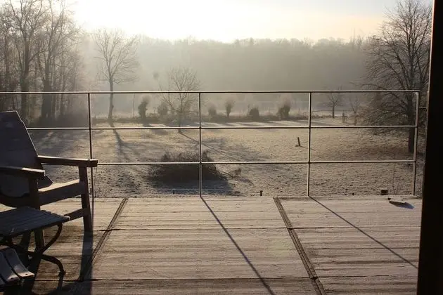 Süit, Teras, Bahçe Manzaralı