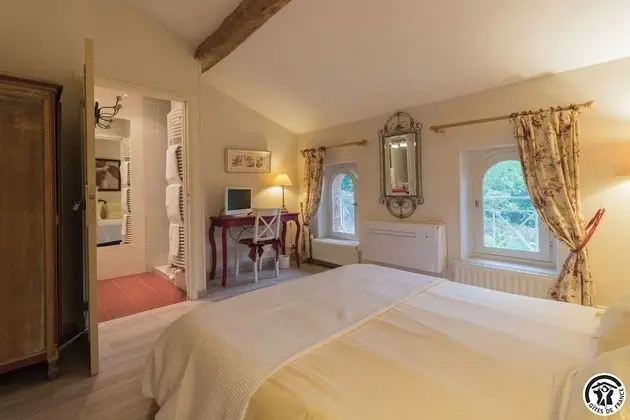 Standard Büyük Yataklı Tek Kişilik Oda