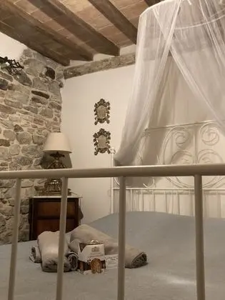 Tek Büyük Yataklı Oda, Ortak Banyo