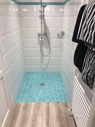 Kır Evi, Özel Banyo (Le bonheur de Ronsard)