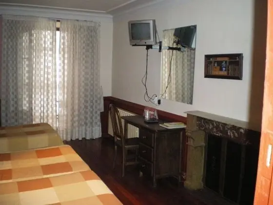 Üç Kişilik Oda, Ortak Banyo