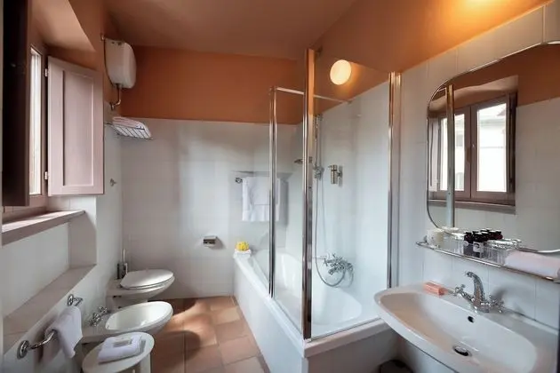 Classic Tek Büyük veya İki Ayrı Yataklı Oda